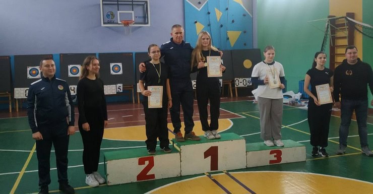 Спортсмены из Золотоноши завоевали медали на открытом чемпионате Черкасс по стрельбе из лука