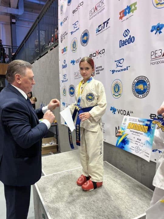 Юные спортсмены из Золотоноши завоевали медали на Кубке Украины по тхэквондо