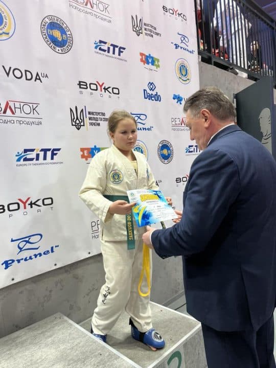 Юные спортсмены из Золотоноши завоевали медали на Кубке Украины по тхэквондо