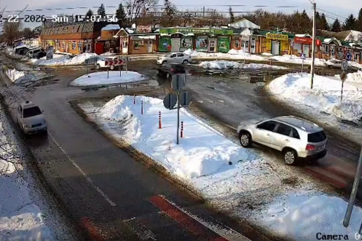 ДТП в центрі Золотоноші: автомобіль “летів” на шаленій швидкості, зносячи все на своєму шляху